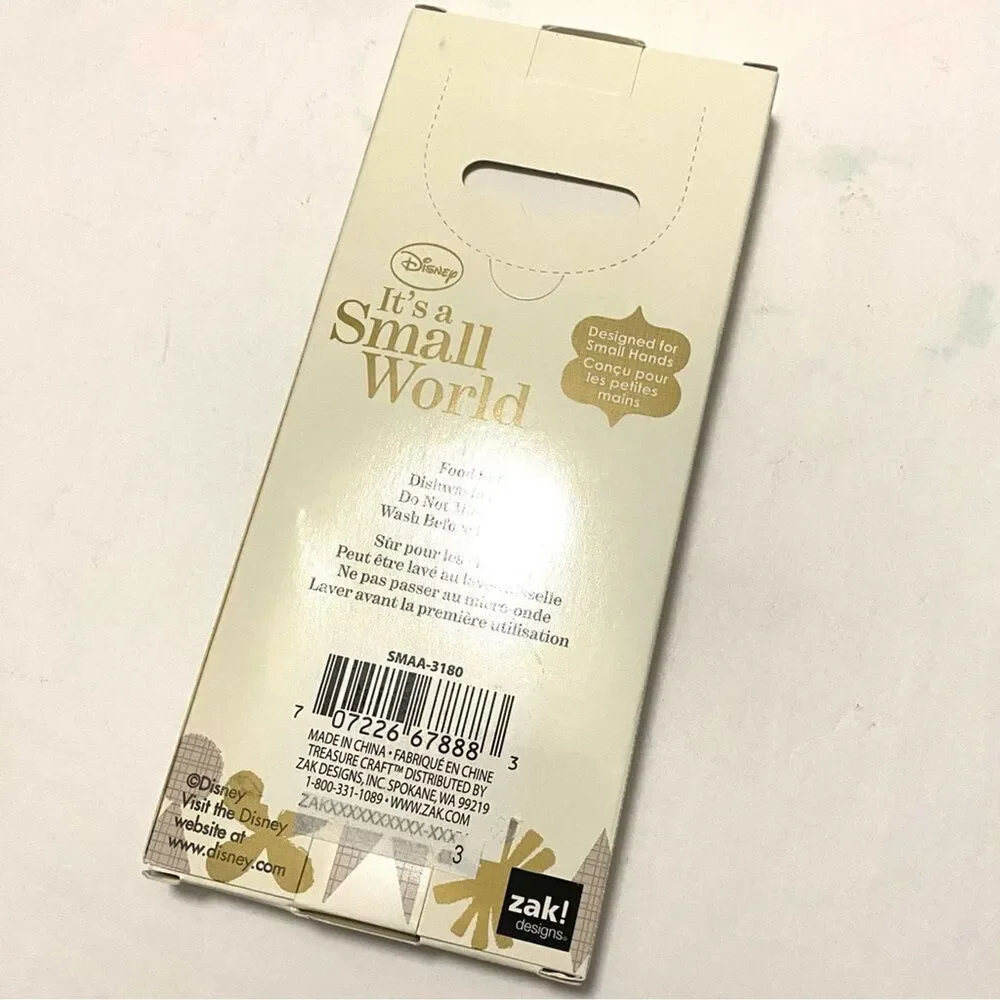 Disney “It’s a Small World” Children’s Flatware Set | Kids Dining Utensils - Picture 3 of 5